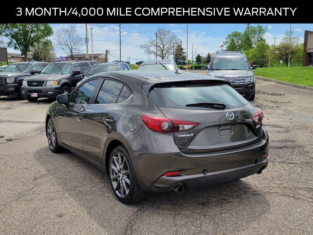 Used 2018 MAZDA MAZDA3 Touring FWD image 3