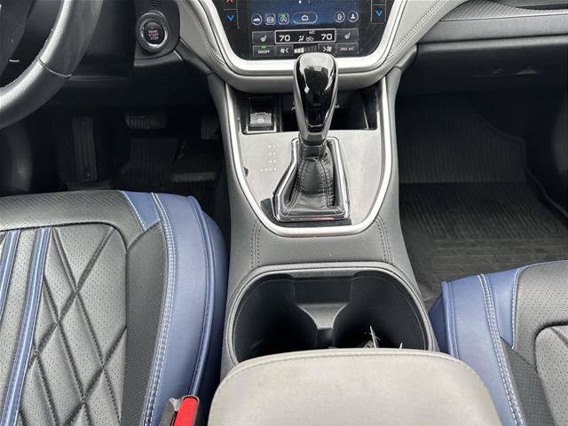 Used 2024 Subaru Outback Premium AWD/4WD image 27