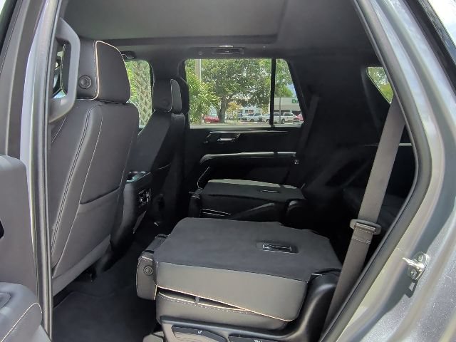 Used 2025 Chevrolet Tahoe Premier w/ Sun And Tow Package RWD image 16