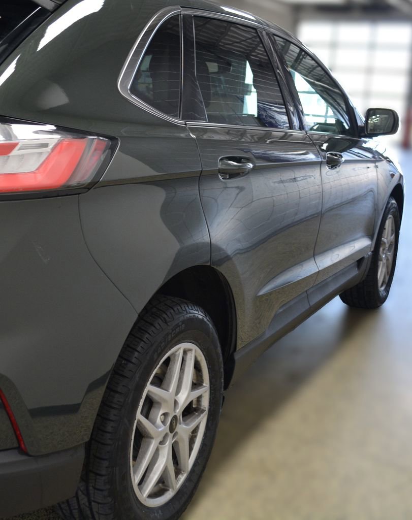 Certified 2024 Ford Edge SEL w/ Convenience Package AWD/4WD image 7