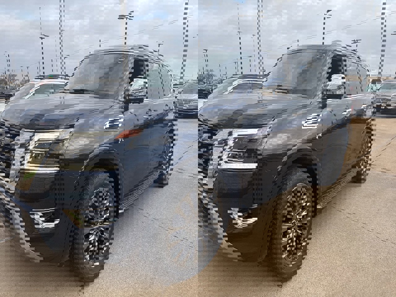 Used 2022 Nissan Armada Platinum w/ Captain's Chairs Package video 1