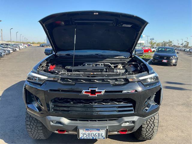 Used 2024 Chevrolet Colorado ZR2 w/ ZR2 Convenience Package III AWD/4WD image 11