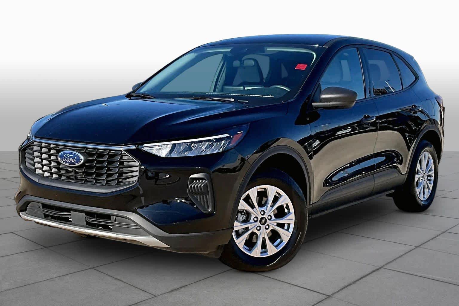 Certified 2025 Ford Escape Active AWD/4WD image 2