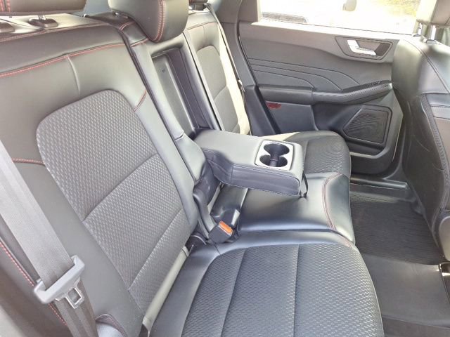 Certified 2025 Ford Escape ST-Line w/ Equipment Group 301A image 22