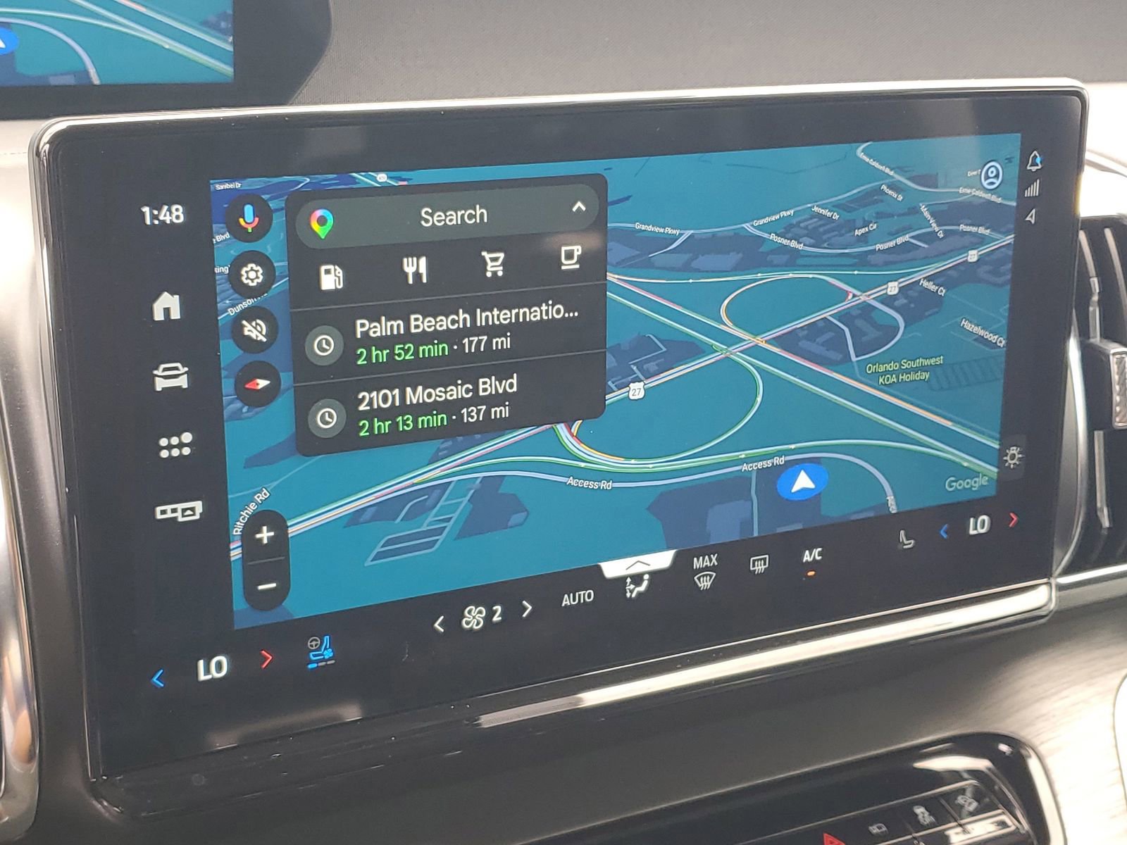 Certified 2025 Ford Expedition Platinum image 26