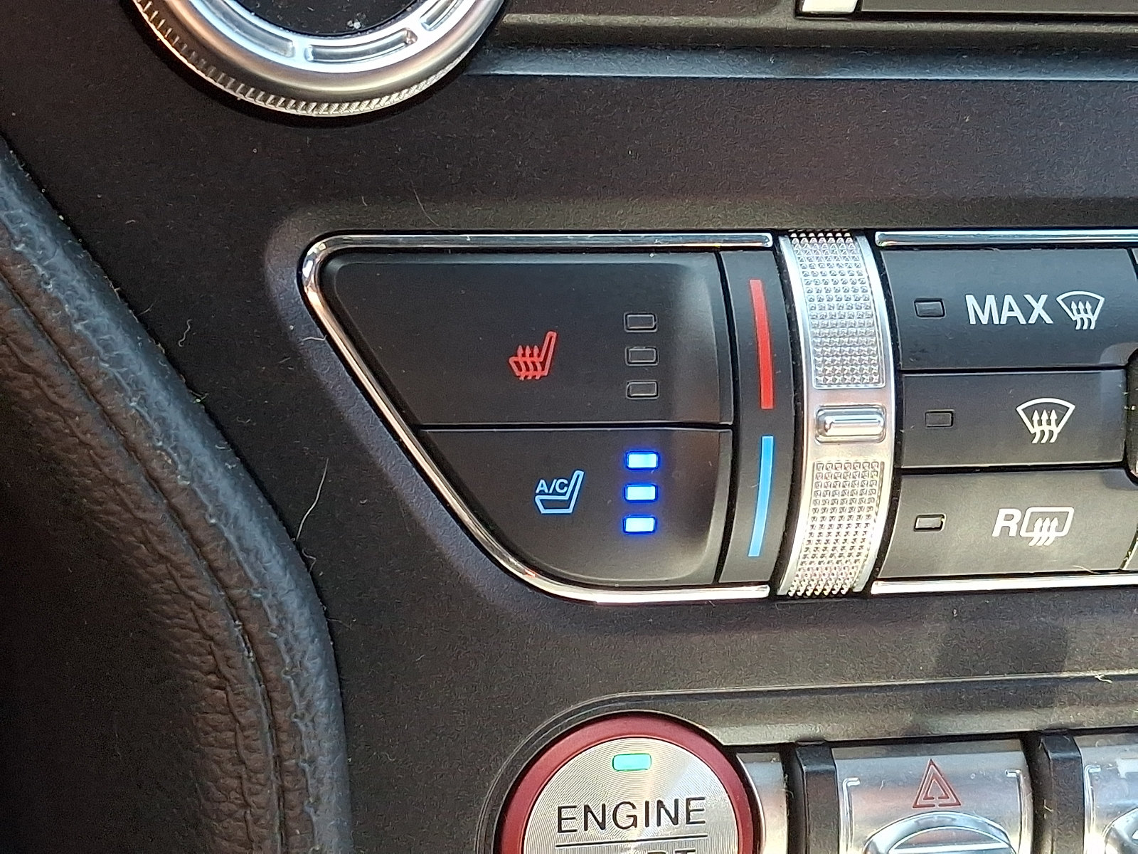 Certified 2022 Ford Mustang GT Premium RWD image 26