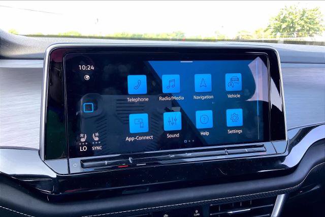 Used 2025 Volkswagen Atlas Cross Sport SE FWD image 32