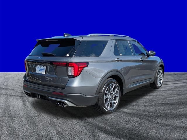Certified 2025 Ford Explorer Platinum w/ Ultimate Package RWD image 4