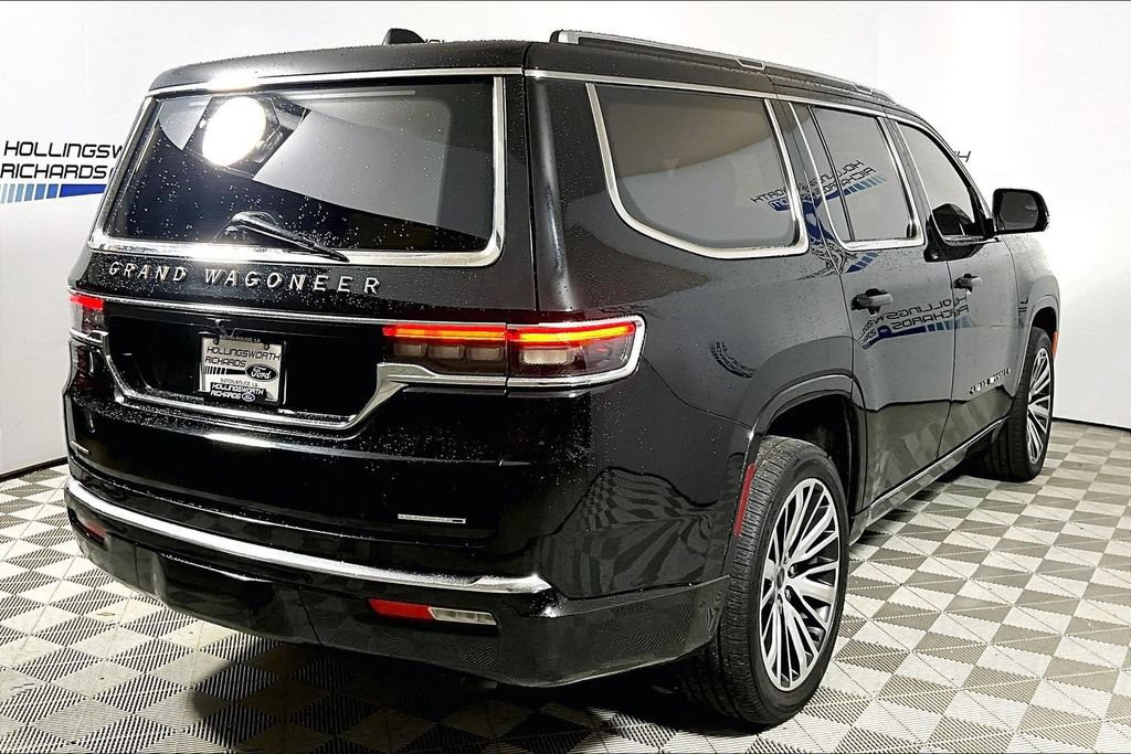 Used 2022 Jeep Grand Wagoneer Series III AWD/4WD image 9
