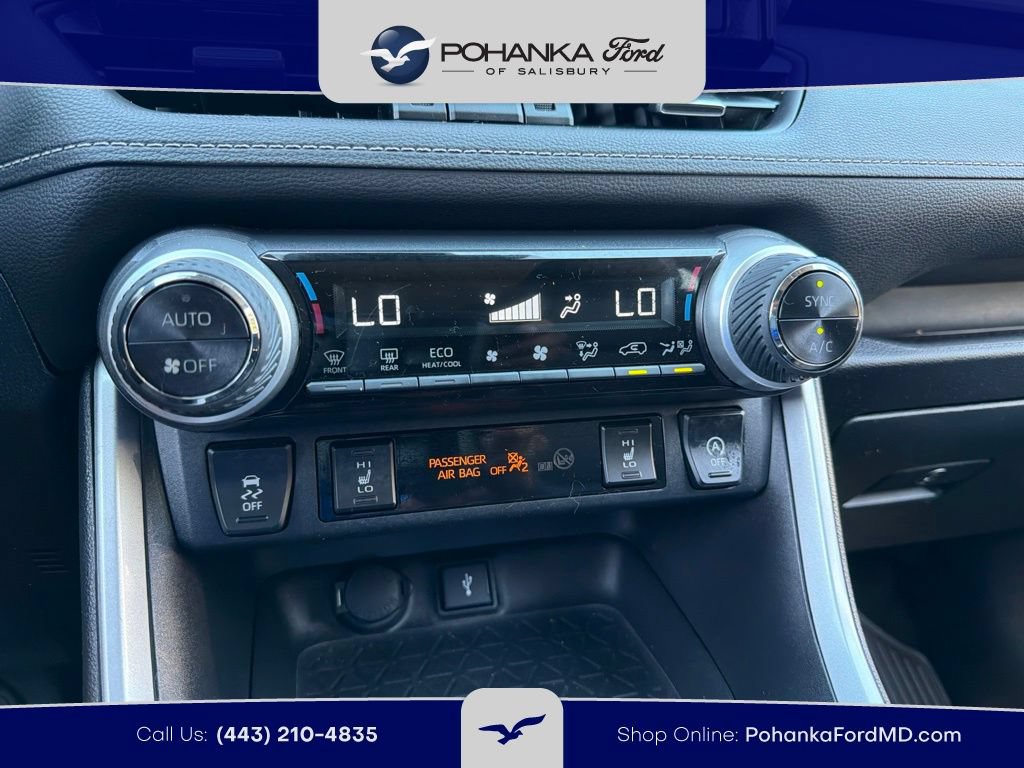 Used 2022 Toyota RAV4 XLE Premium AWD/4WD image 12