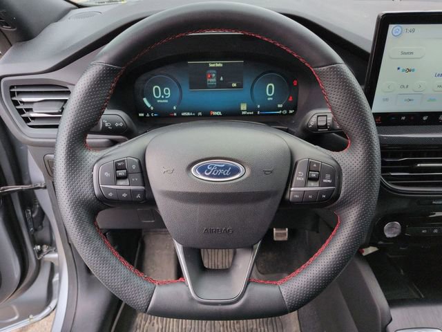 Certified 2023 Ford Escape ST-Line Select w/ Tech Pack #2 AWD/4WD image 9