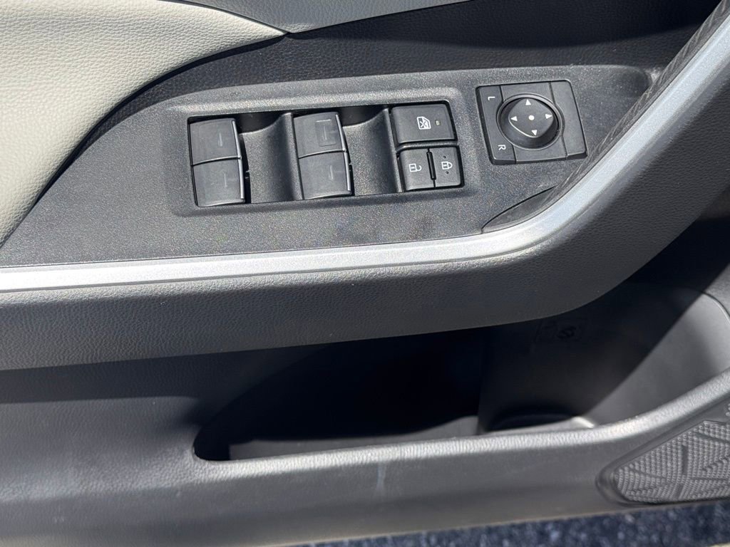 Used 2025 Toyota RAV4 XLE Premium AWD/4WD image 16