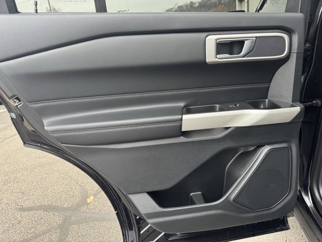 Certified 2021 Ford Explorer XLT w/ Equipment Group 202A image 24
