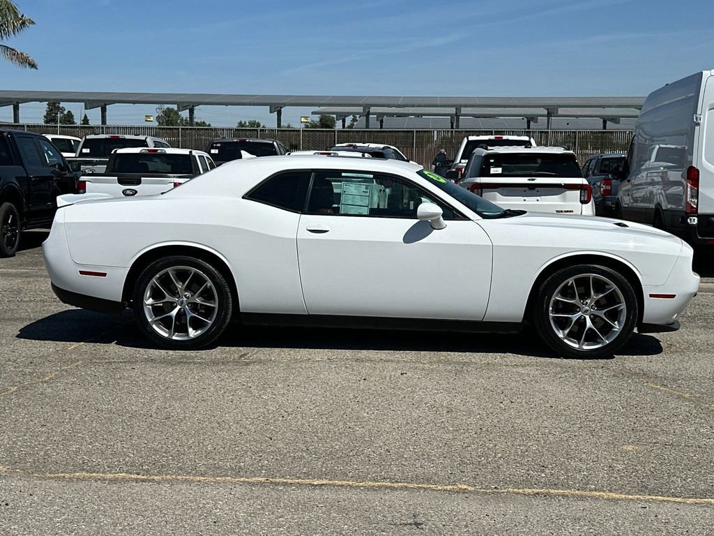 Used 2020 Dodge Challenger SXT w/ Plus Package image 6