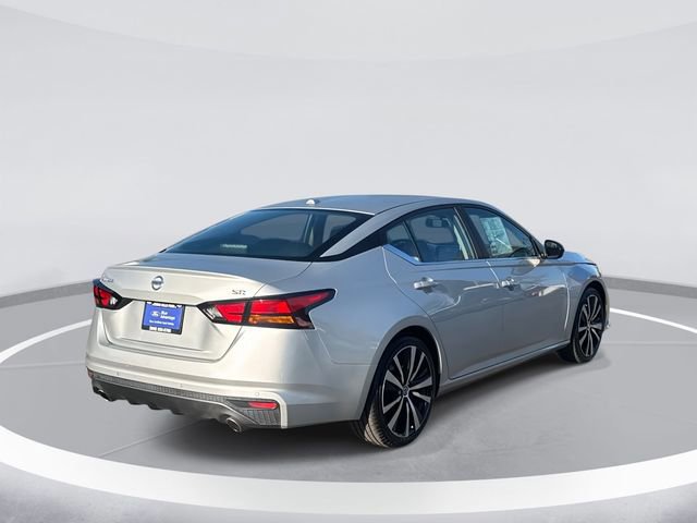 Used 2022 Nissan Altima 2.5 SR image 3