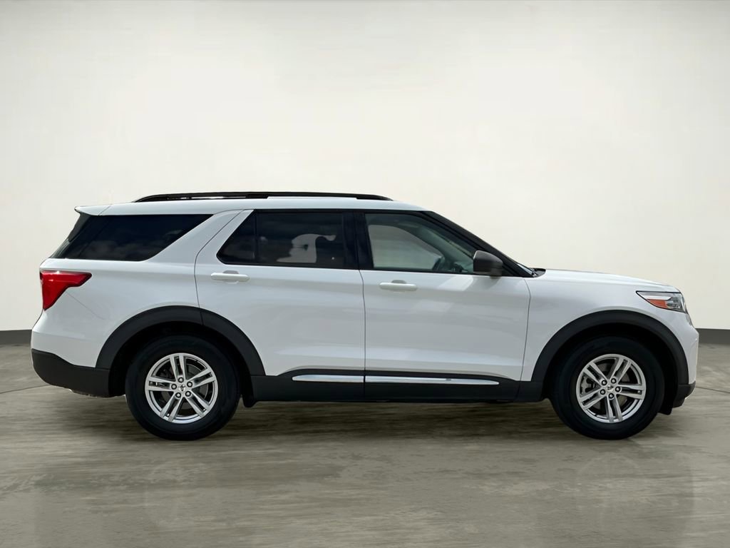 Certified 2020 Ford Explorer XLT image 9