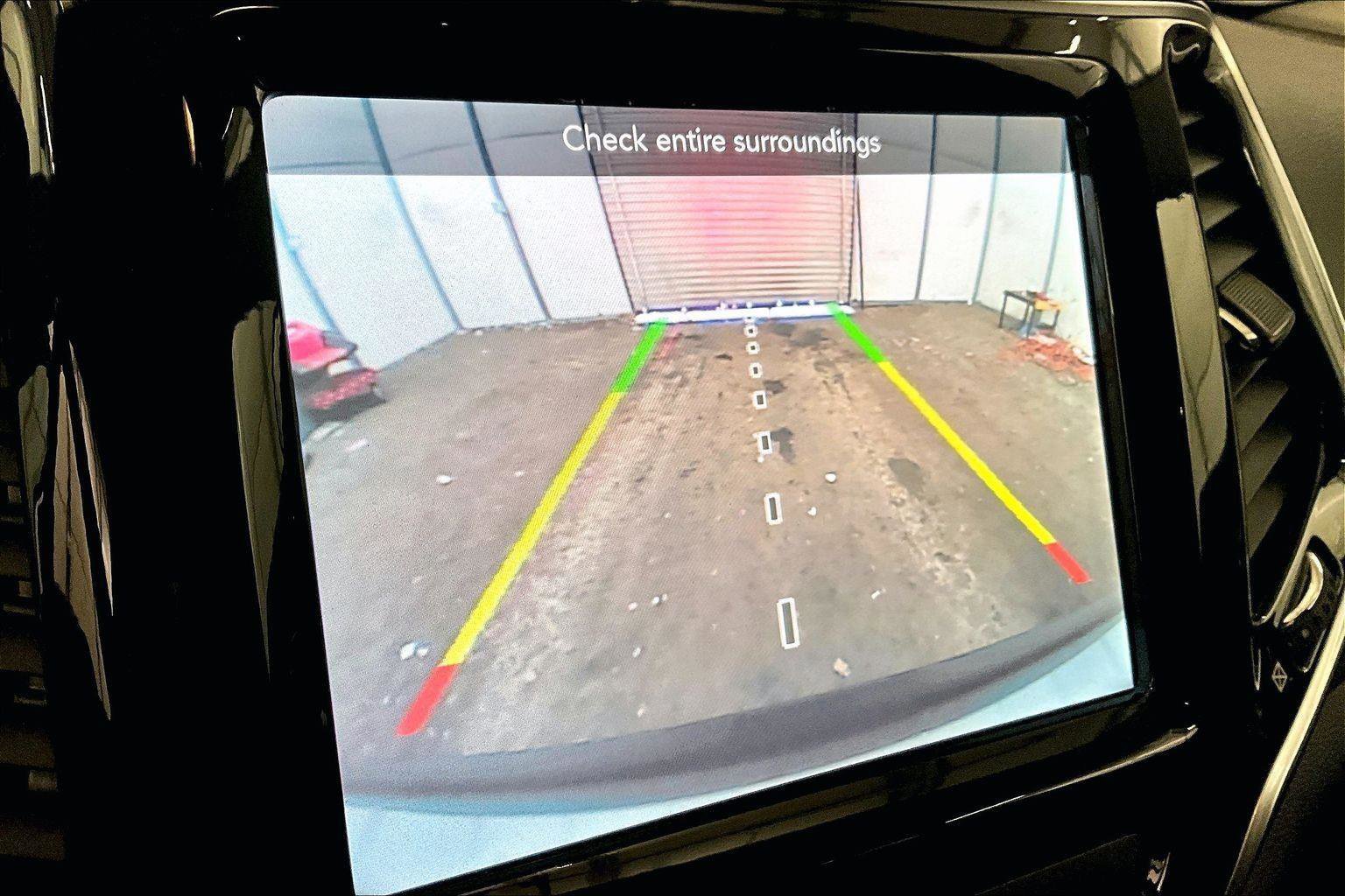 Used 2019 Jeep Cherokee Limited image 20