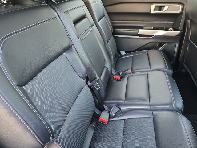 Certified 2021 Ford Explorer Limited w/ Equipment Group 301A RWD image 20