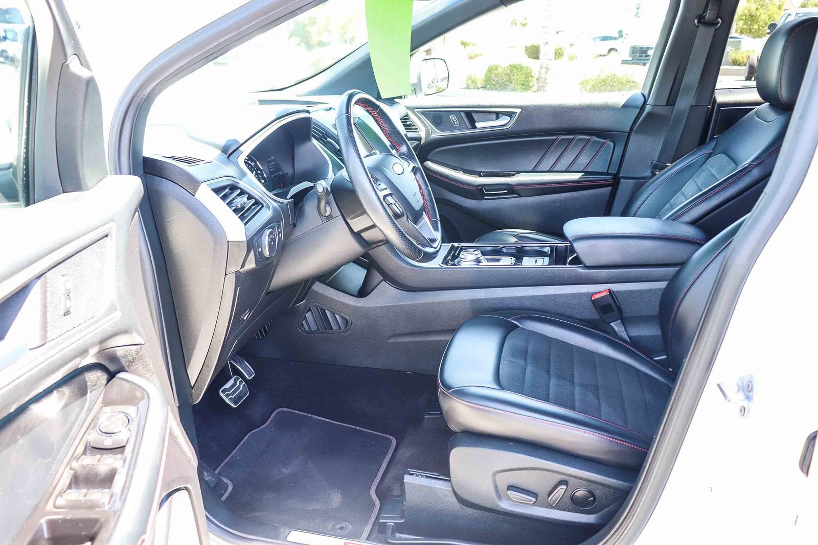 Certified 2020 Ford Edge ST-Line FWD image 18