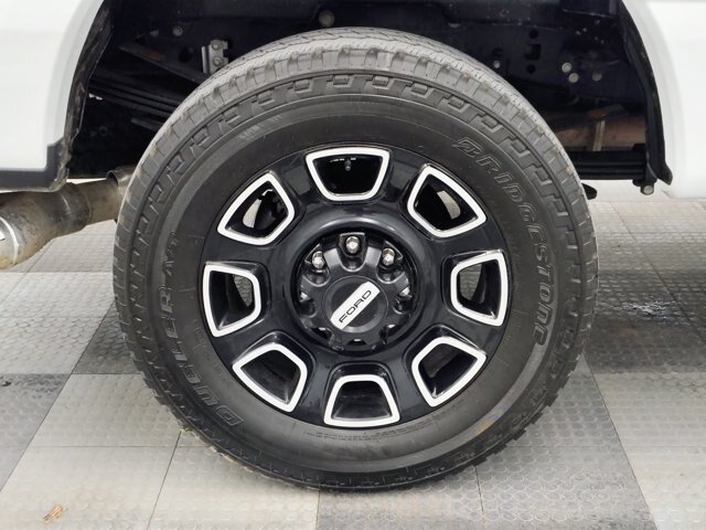 Certified 2025 Ford F350 Platinum AWD/4WD image 20