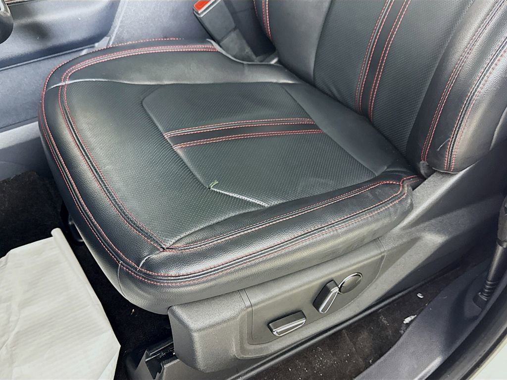 Certified 2022 Ford Expedition Limited image 20