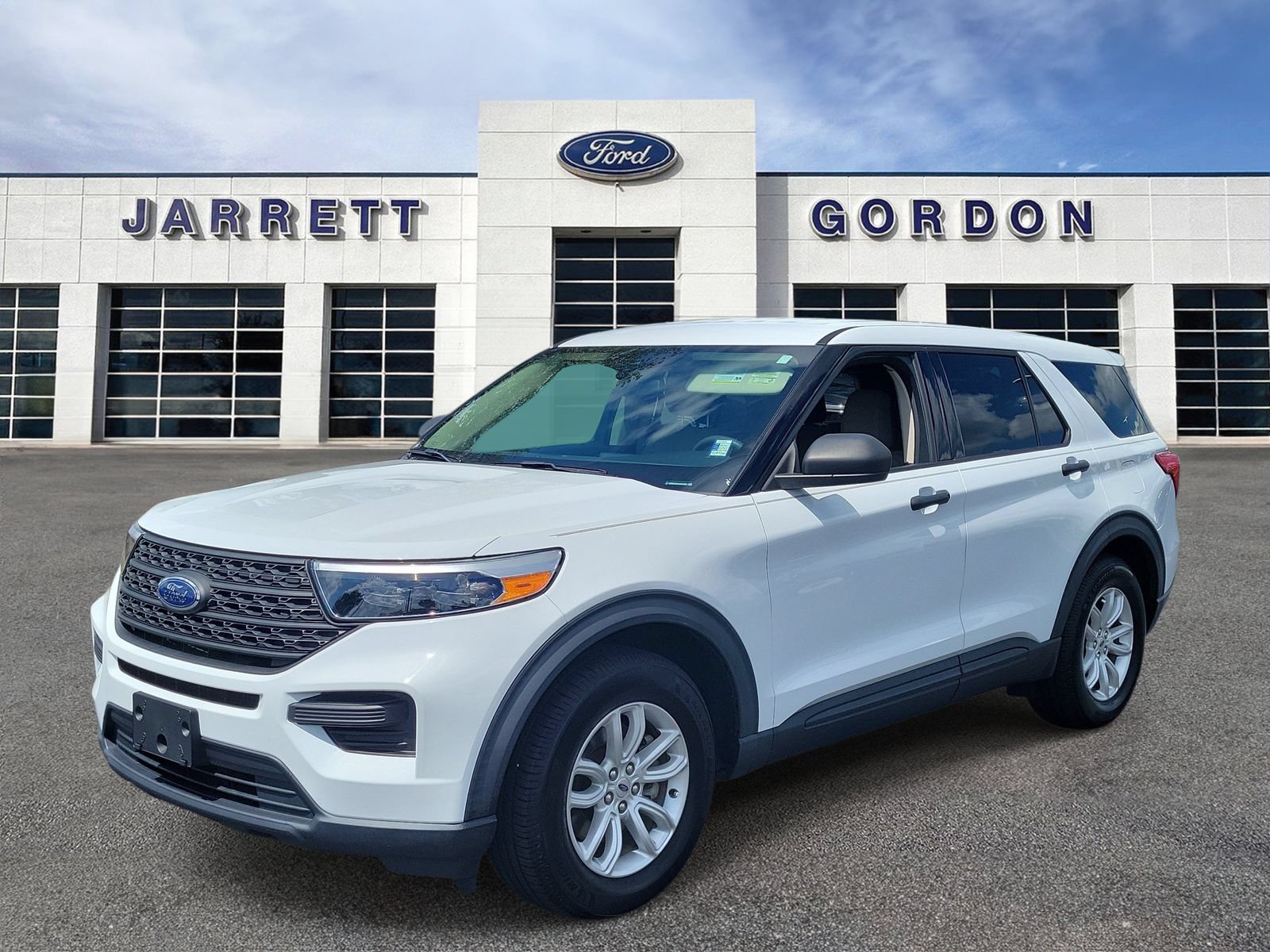 Certified 2020 Ford Explorer 2WD image 2