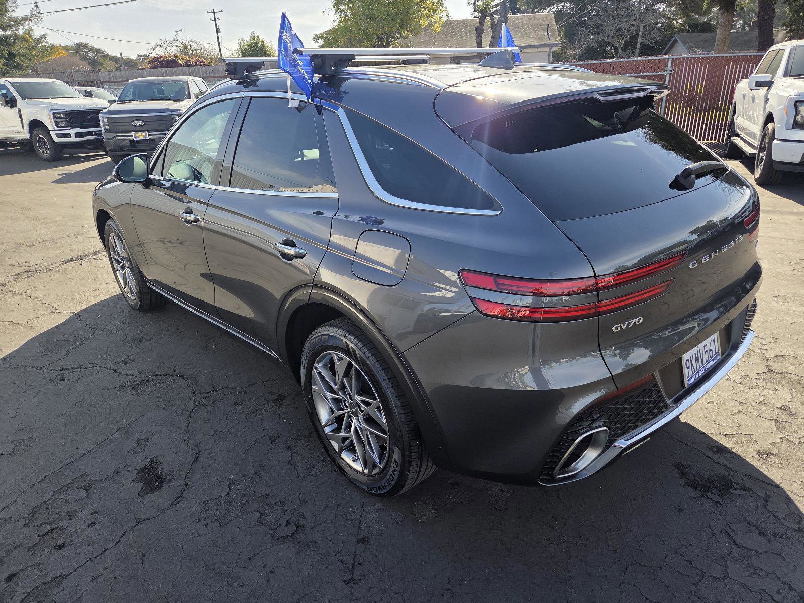 Used 2024 Genesis GV70 2.5T image 3