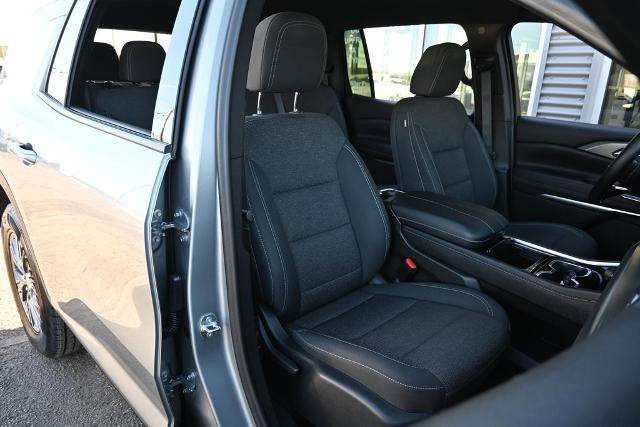 Used 2024 Chevrolet Traverse LS image 25