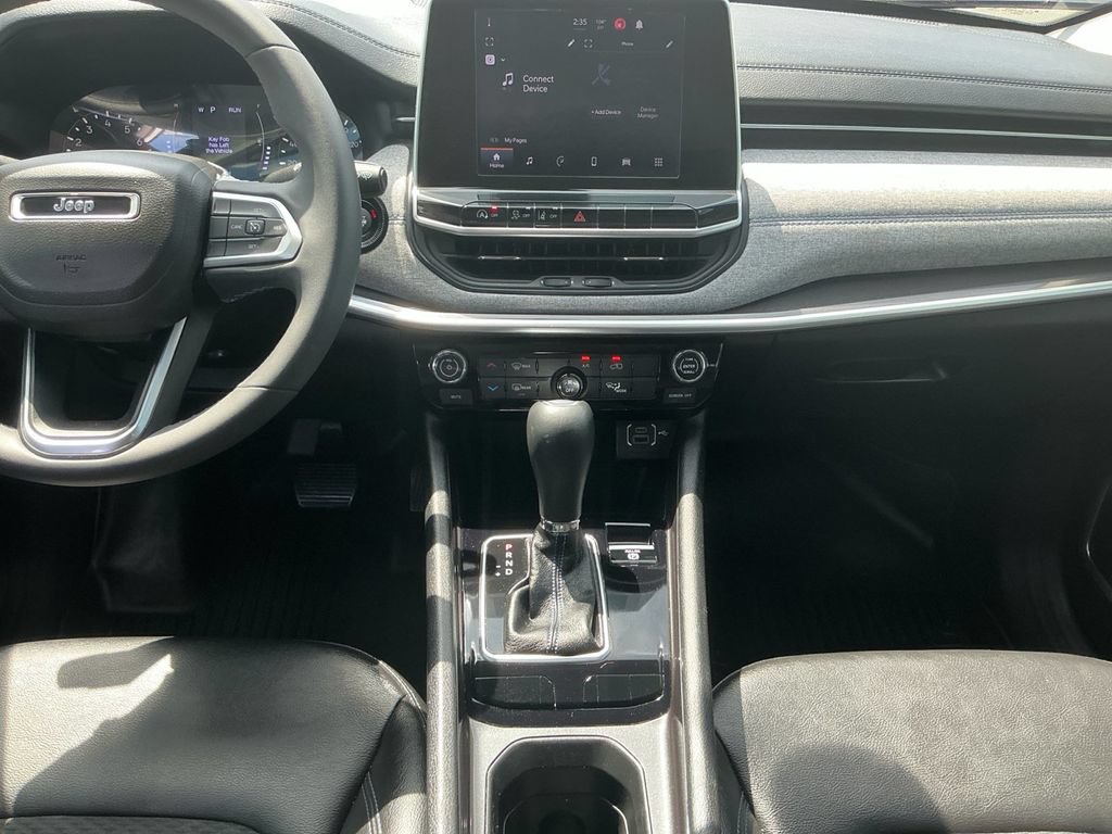 Used 2022 Jeep Compass Latitude FWD image 20