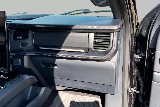 Certified 2023 Ford Expedition Platinum RWD image 19