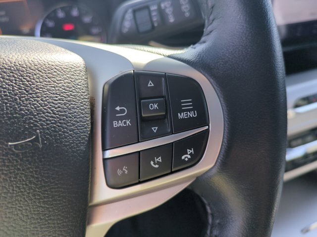Certified 2022 Ford Explorer XLT w/ Equipment Group 202A AWD/4WD image 19
