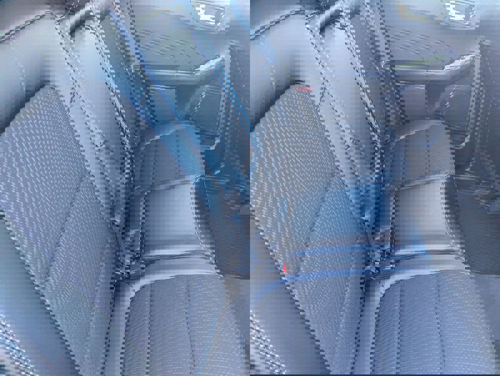 Certified 2025 Ford Escape SE image 13