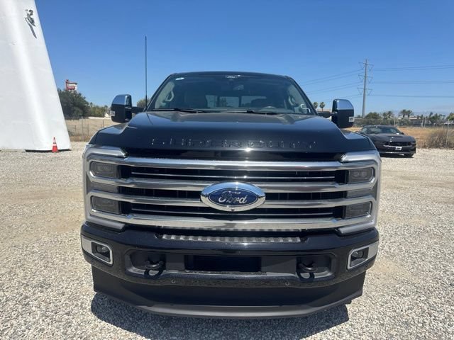 Certified 2025 Ford F250 Platinum w/ Platinum Plus Package AWD/4WD image 5