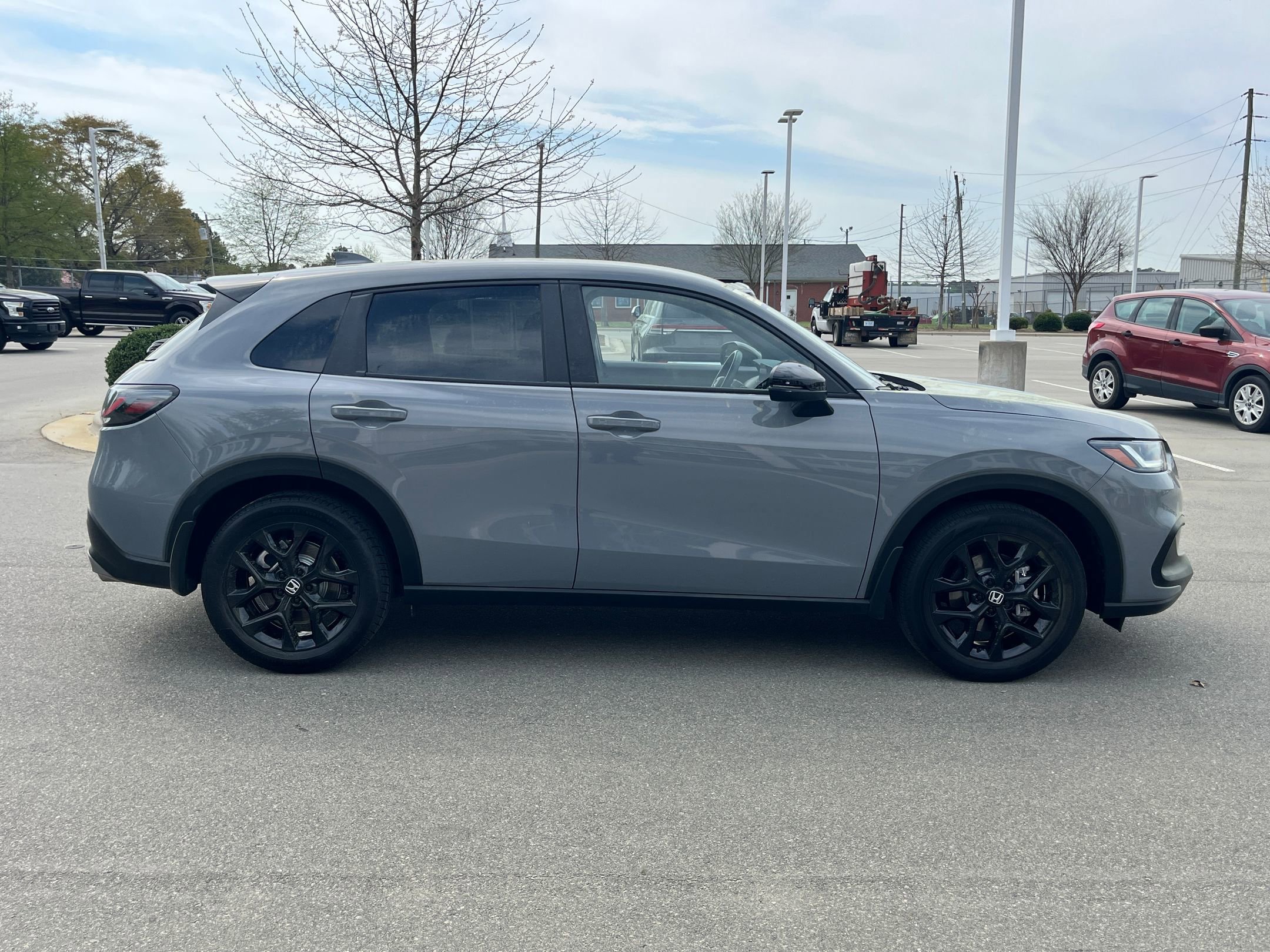 Used 2023 Honda HR-V Sport image 6