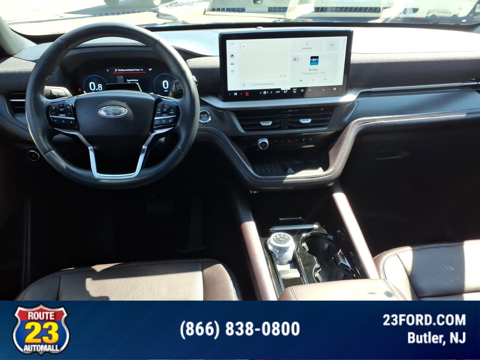 Certified 2025 Ford Explorer Platinum w/ Ultimate Package AWD/4WD image 12