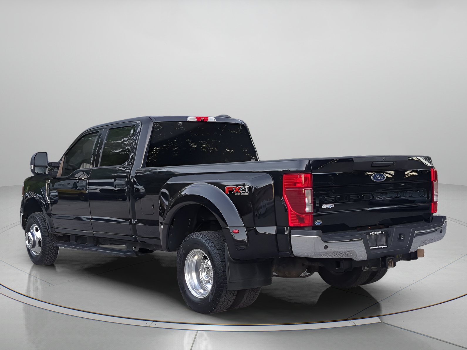 Certified 2020 Ford F350 XLT w/ XLT Value Package AWD/4WD image 42