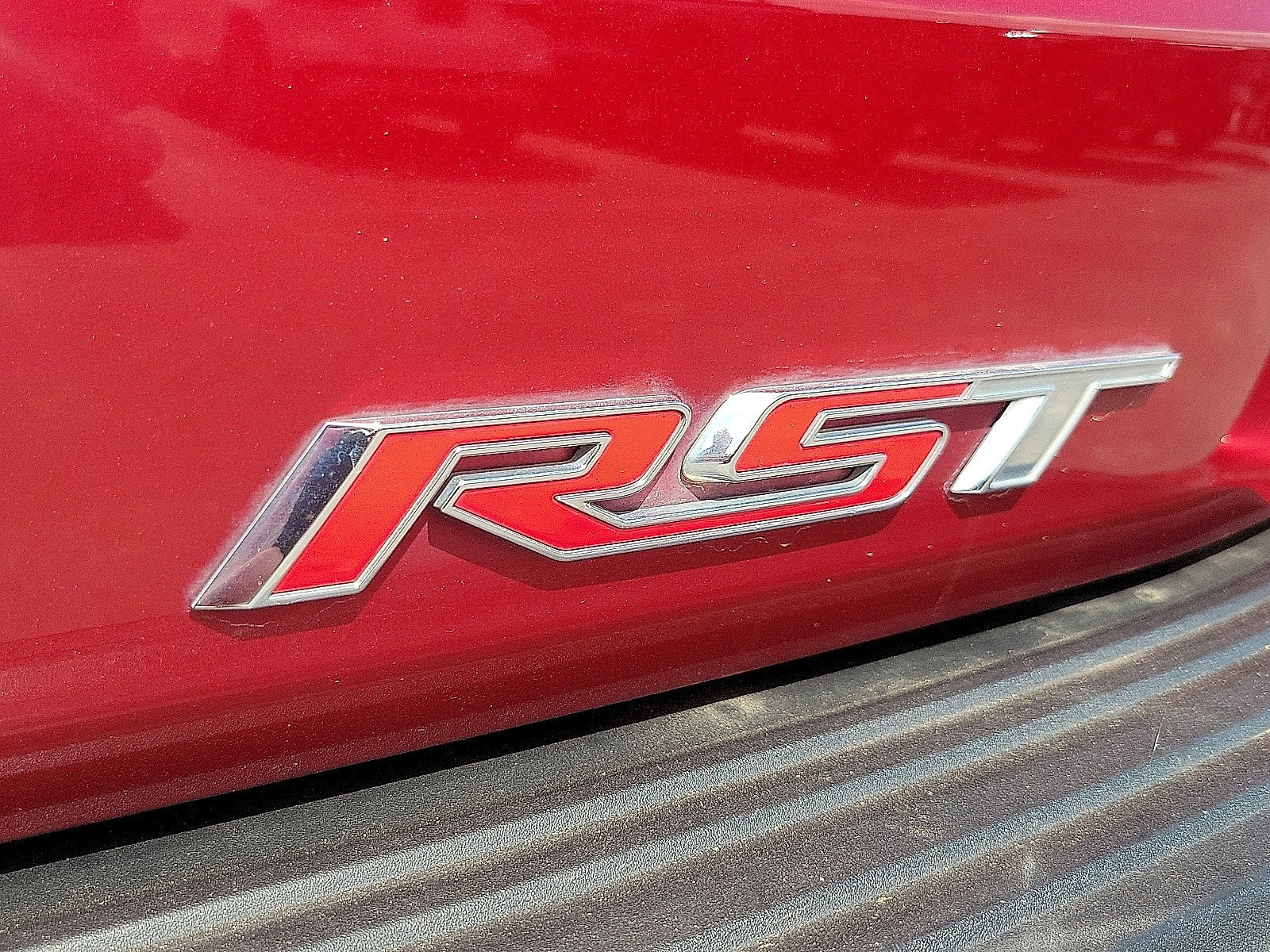 Used 2022 Chevrolet Suburban RST w/ Luxury Package AWD/4WD image 8