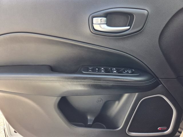 Used 2019 Jeep Compass High Altitude AWD/4WD image 22