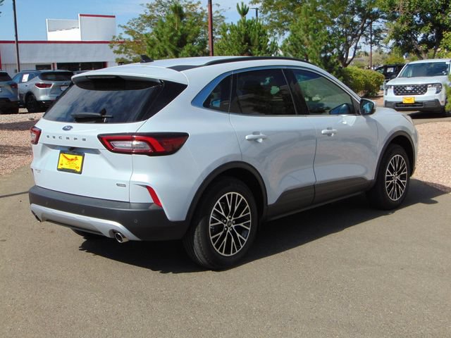 Certified 2026 Ford Escape SE FWD image 6