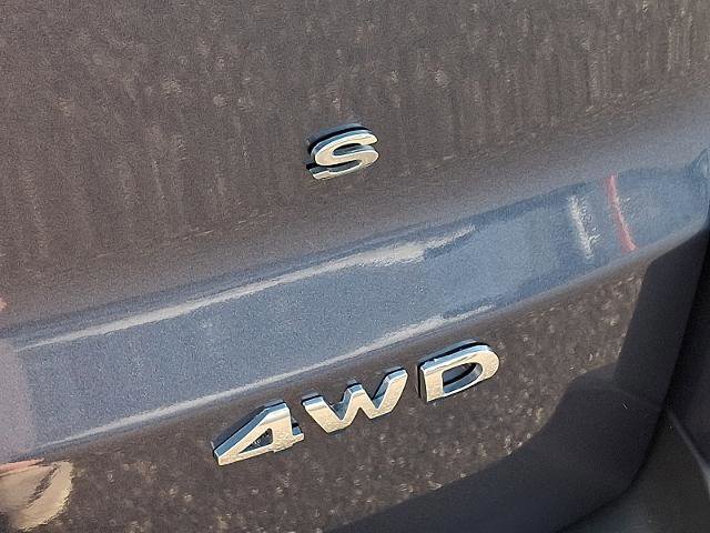 Certified 2022 Ford EcoSport SE image 30