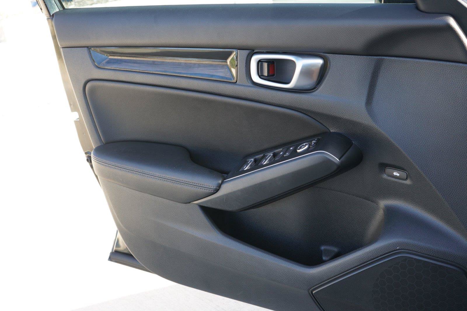 Used 2024 Honda Civic Touring image 18