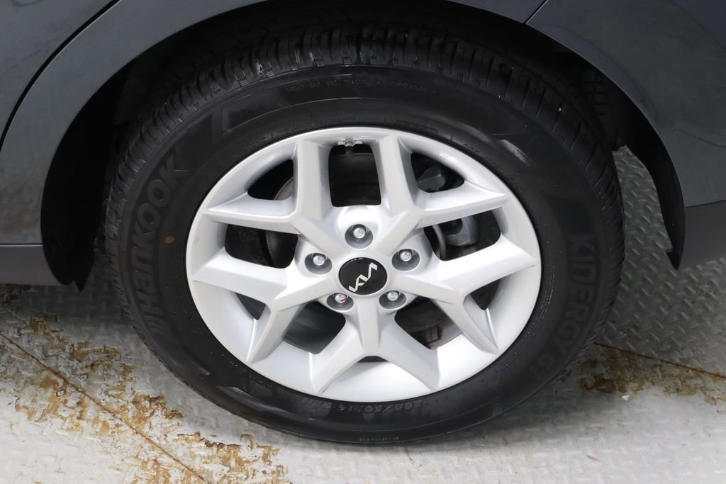 Used 2025 Kia Soul LX w/ LX Technology Package image 18