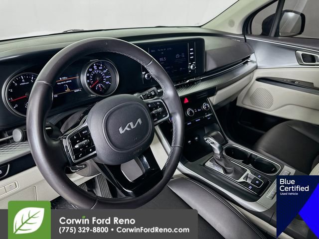 Used 2024 Kia Carnival LX FWD image 11