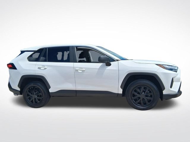 Used 2024 Toyota RAV4 LE FWD image 10