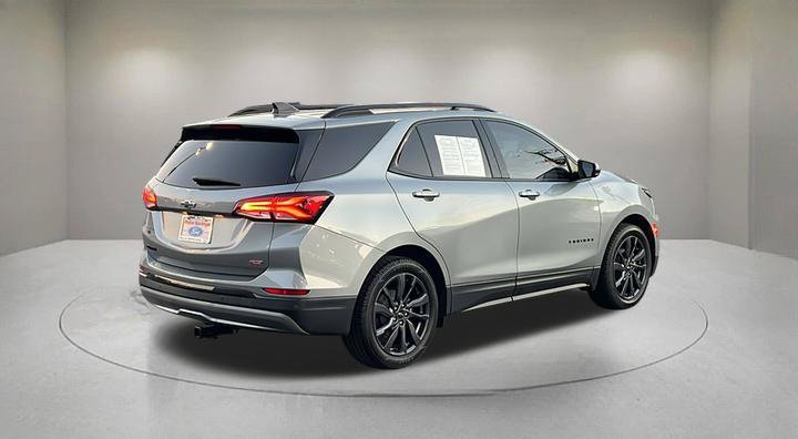 Used 2024 Chevrolet Equinox RS FWD image 5