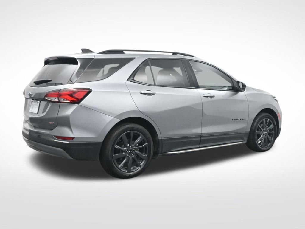Used 2023 Chevrolet Equinox RS w/ LPO, Hit The Road Package FWD image 6