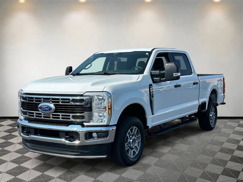 Certified 2025 Ford F250 XLT AWD/4WD image 6