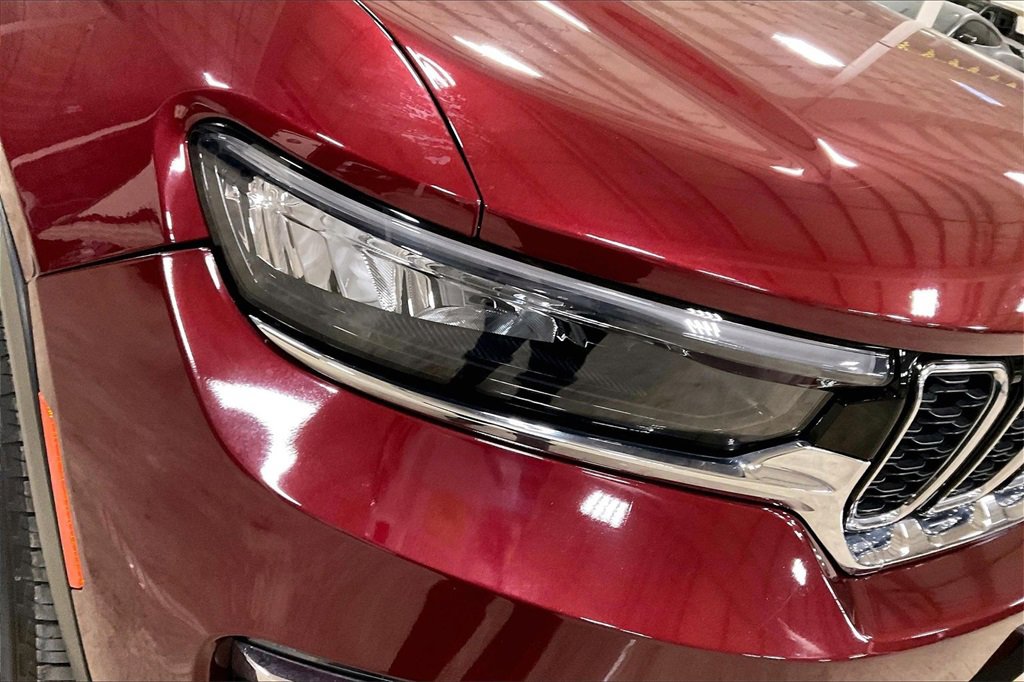 Used 2024 Jeep Grand Cherokee Limited image 26