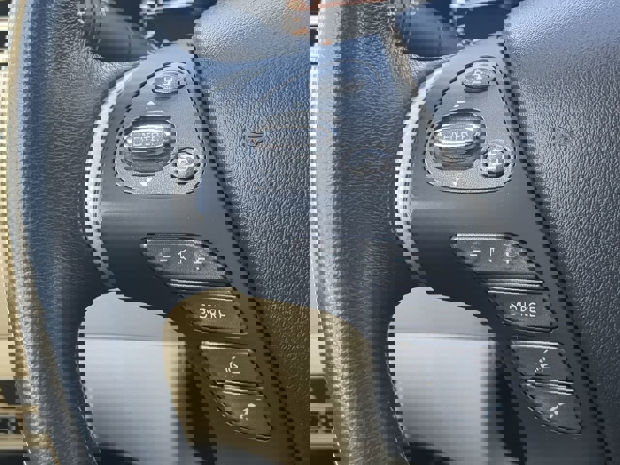 Used 2018 INFINITI QX60 FWD w/ Premium Plus Package image 23