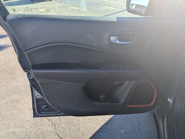 Used 2018 Jeep Compass Trailhawk w/ Leather Interior Group image 12